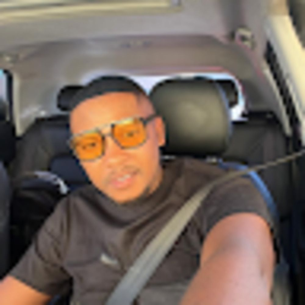 Meet your Posher, Jm